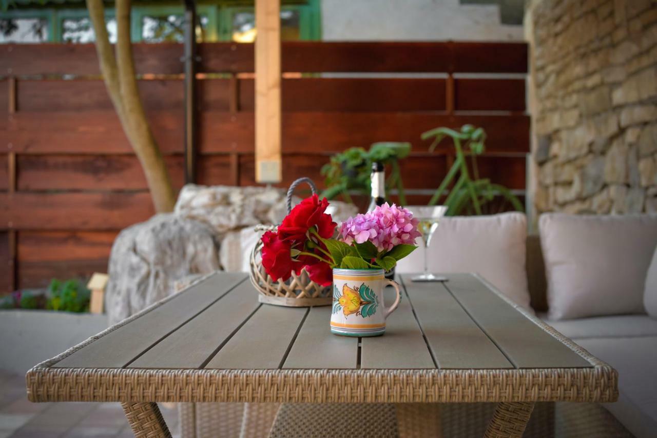 Vintage Garden Apartment Pula Extérieur photo
